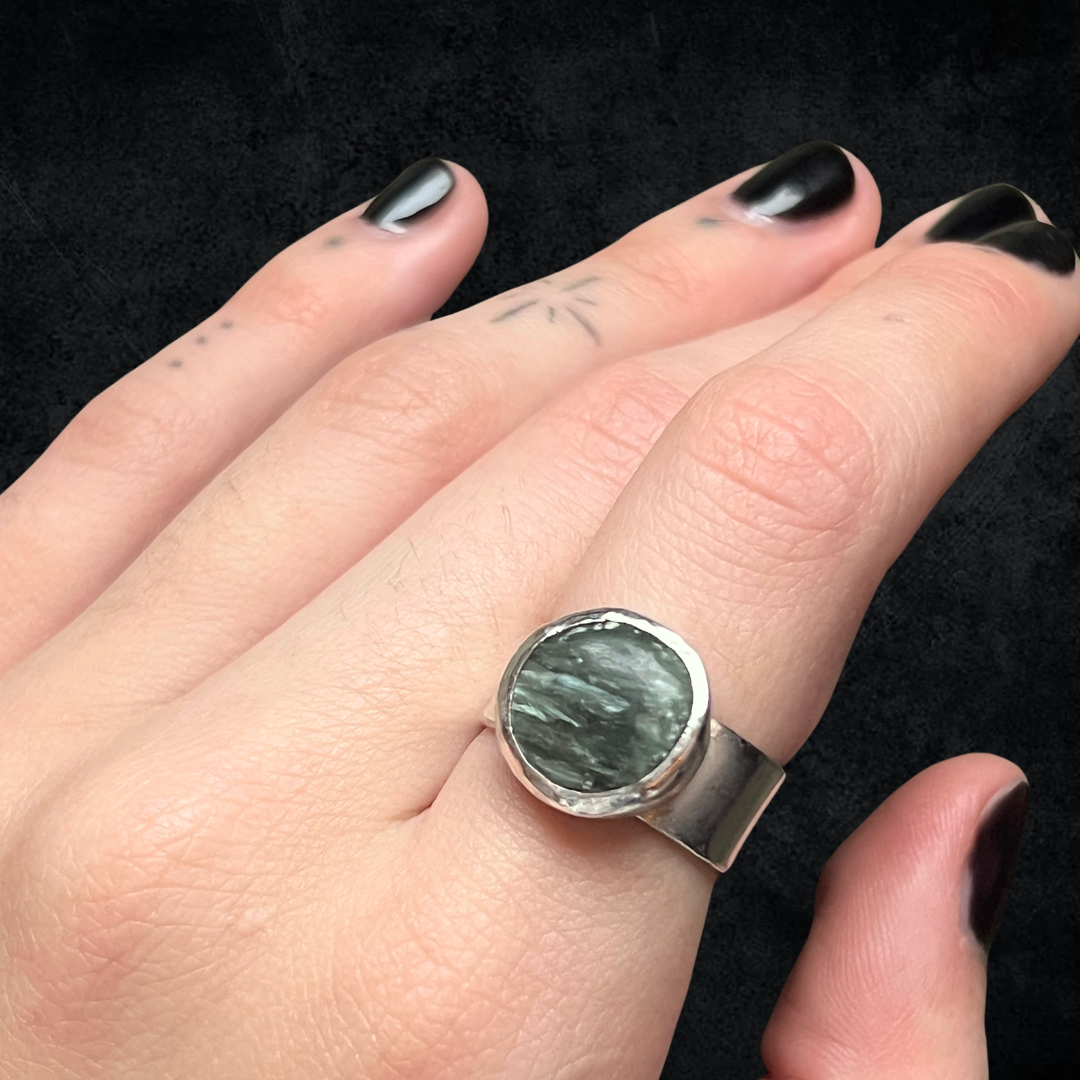 Seraphiniet Ring