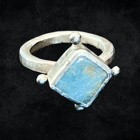Aquamarine ring