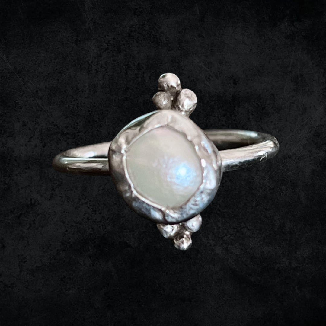 Pearl ring