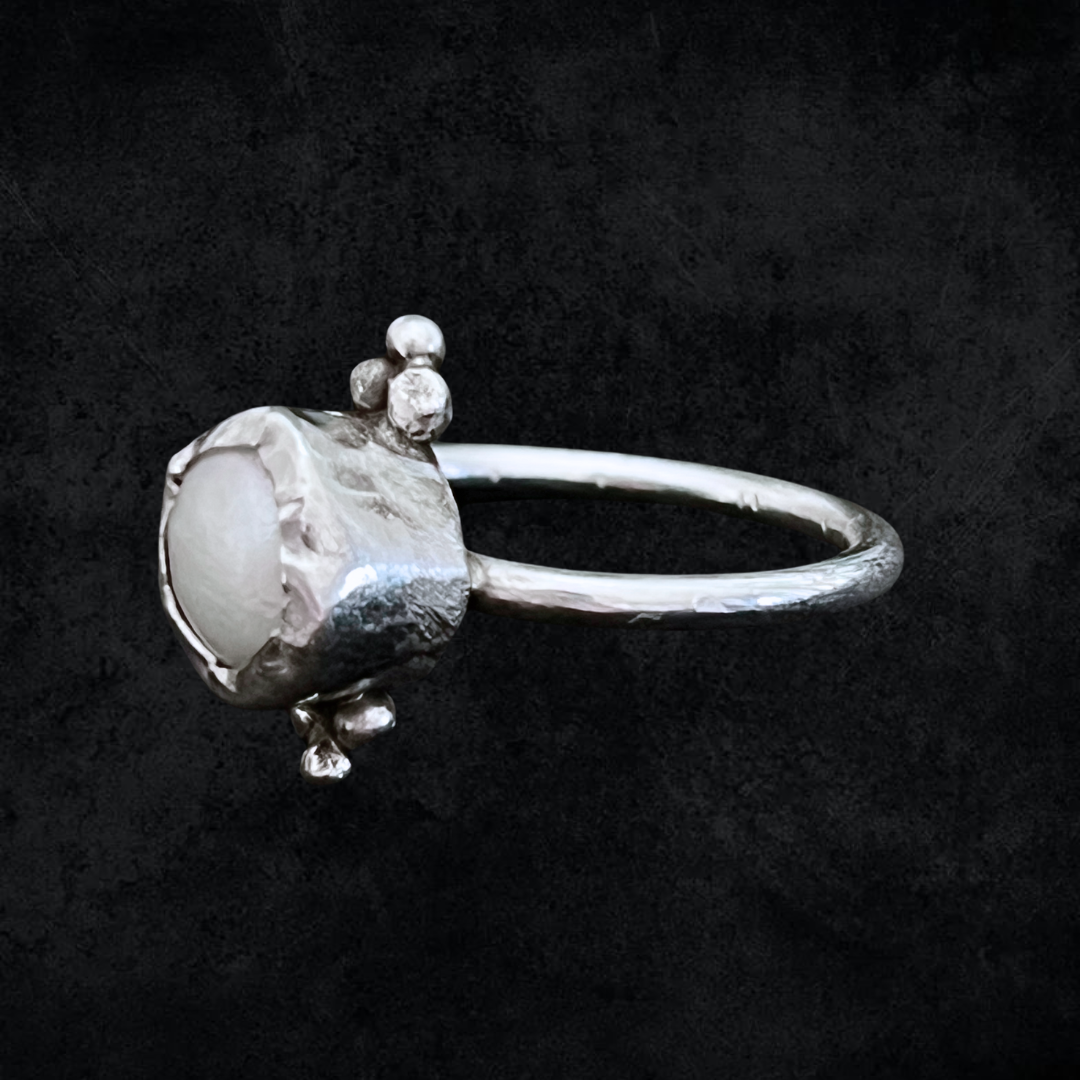 Pearl ring